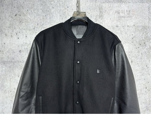 Givenchy 지방시 4G 플라크 봄버 자켓 의류 3번 이미지