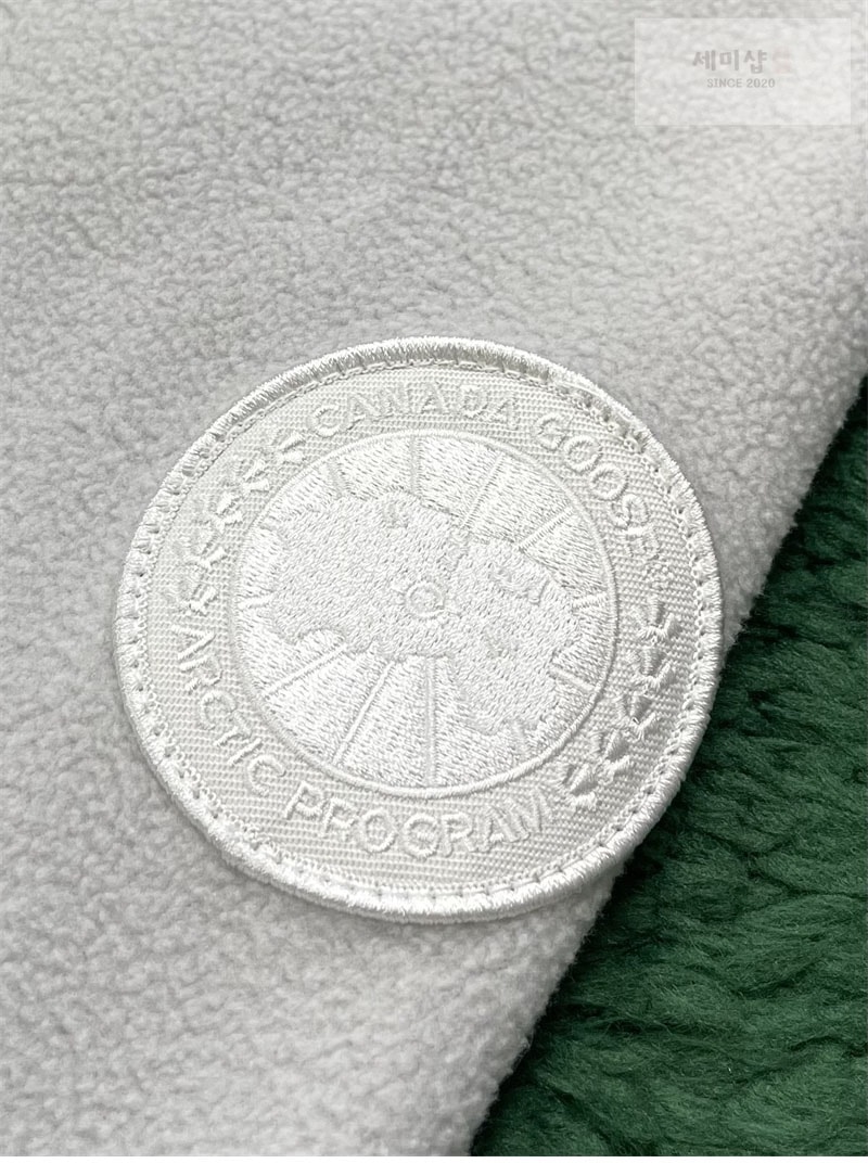 Canada Goose 캐나다구스의 칠리왁 플리스 봄버 자켓 블랙 의류 13번 이미지