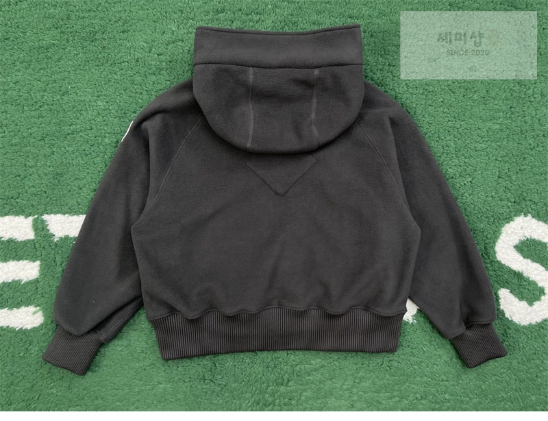 Canada Goose 캐나다구스의 칠리왁 플리스 봄버 자켓 블랙 의류 17번 이미지