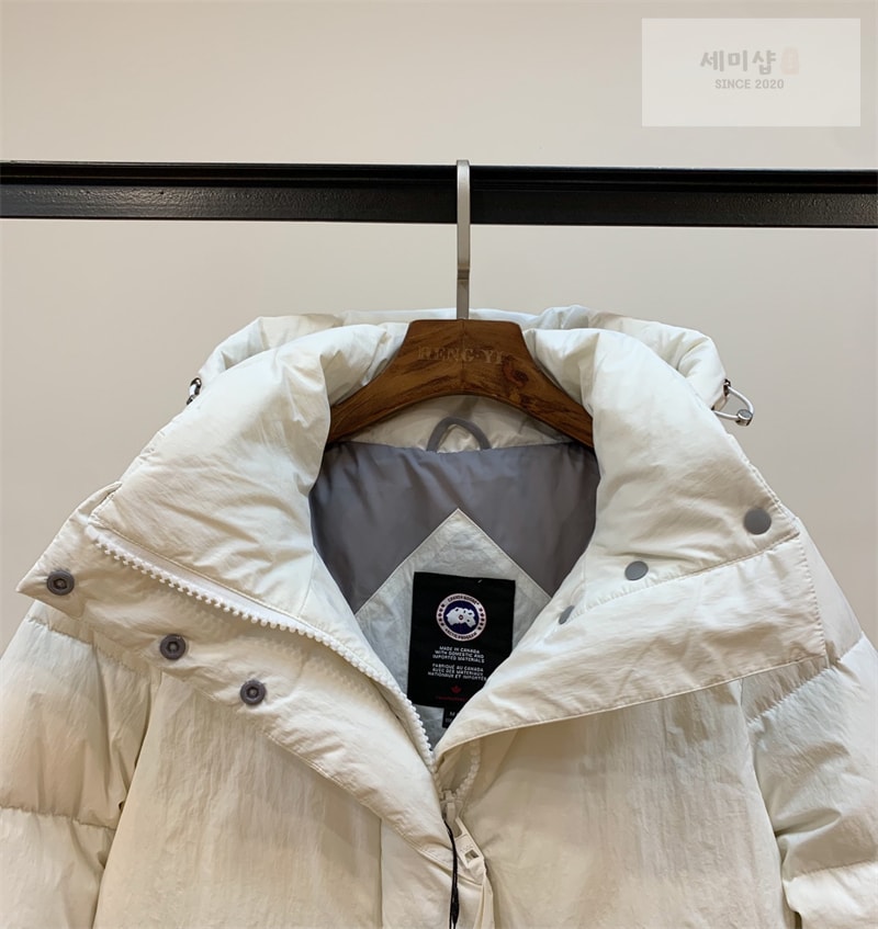 Canada Goose 캐나다구스 정션 다운 패딩 파카 블랙 의류 13번 이미지