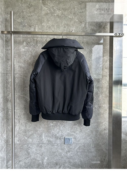 Canada Goose 캐나다구스 패러다임 칠리왁 봄버 자켓 의류 19번 이미지