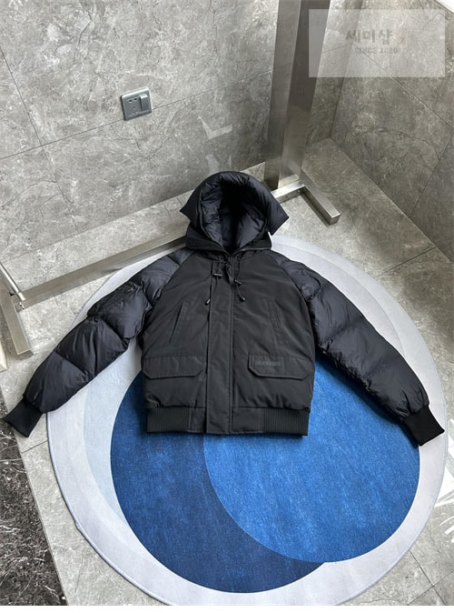 Canada Goose 캐나다구스 패러다임 칠리왁 봄버 자켓 의류 12번 이미지
