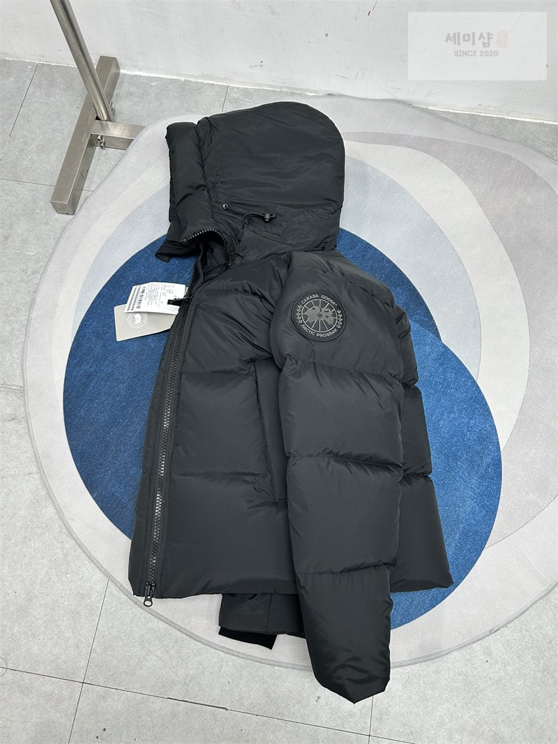 Canada Goose 캐나다구스 Crofton 크로프톤 푸퍼 자켓 블루 의류 12번 이미지