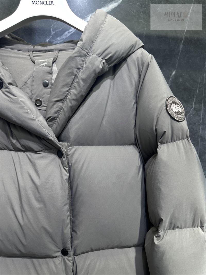 Canada Goose 캐나다구스 Rhoda 로다 숏 다운 패딩 자켓 연그레이 의류 21번 이미지