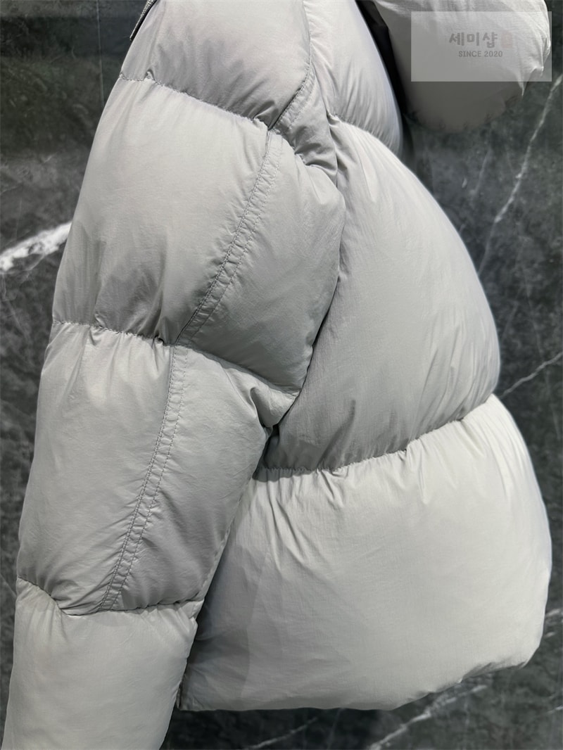 Canada Goose 캐나다구스 Rhoda 로다 숏 다운 패딩 자켓 연그레이 의류 15번 이미지