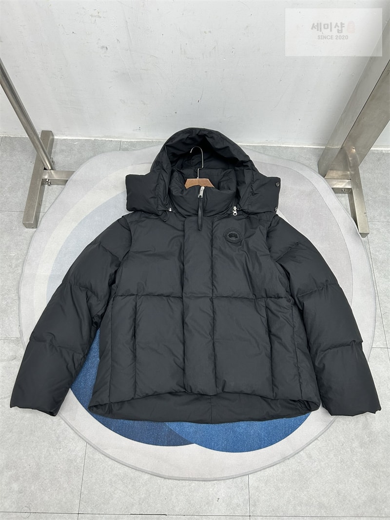 Canada Goose 캐나다구스 Umba 움바 다운 패딩 자켓 블랙 의류 21번 이미지
