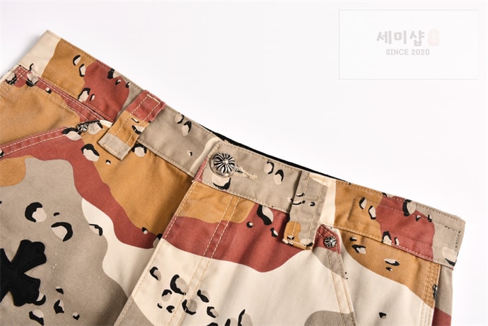 Chrome Hearts 크롬하츠 매티 보이 섹스 레코드 카펜터 숏 팬츠 우드랜드 카모 1# 의류 14번 이미지
