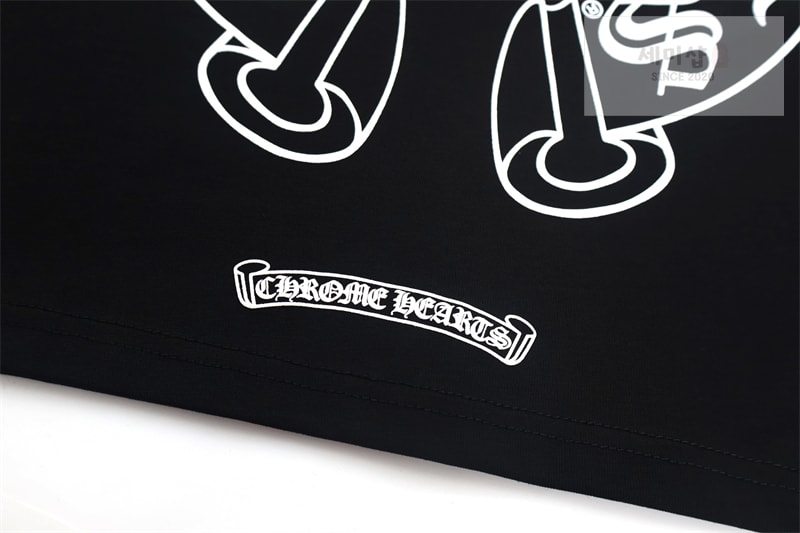 Chrome Hearts 크롬하츠 홀스슈 로고 포켓 롱슬리브 티셔츠 의류 10번 이미지
