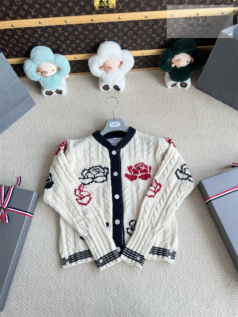 Thom Browne 톰브라운 로즈 인타르시아 케이블 니트 가디건 그레이 의류 15번 이미지