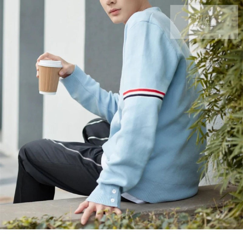 Thom Browne 톰브라운 밀라노 스티치 암밴드 가디건 네이비 의류 4번 이미지