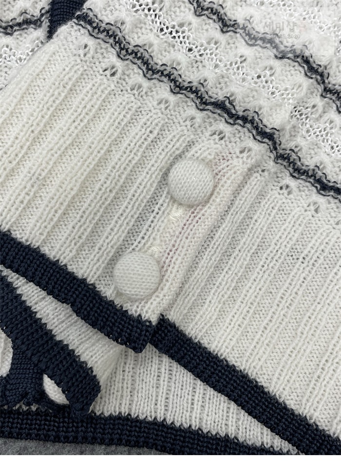 Thom Browne 톰브라운 보우 디테일 스트라이프 V넥 가디건 의류 24번 이미지