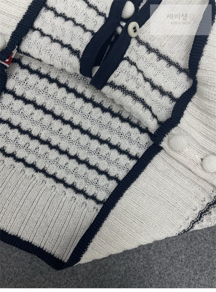 Thom Browne 톰브라운 보우 디테일 스트라이프 V넥 가디건 의류 18번 이미지