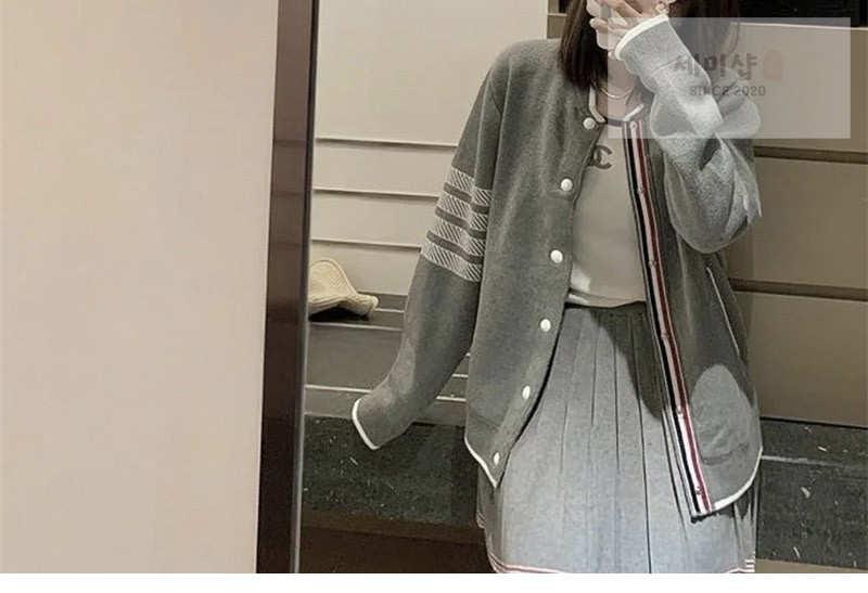 Thom Browne 톰브라운 사선완장 럭비 스트라이프 밀라노 가디건 네이비 의류 5번 이미지