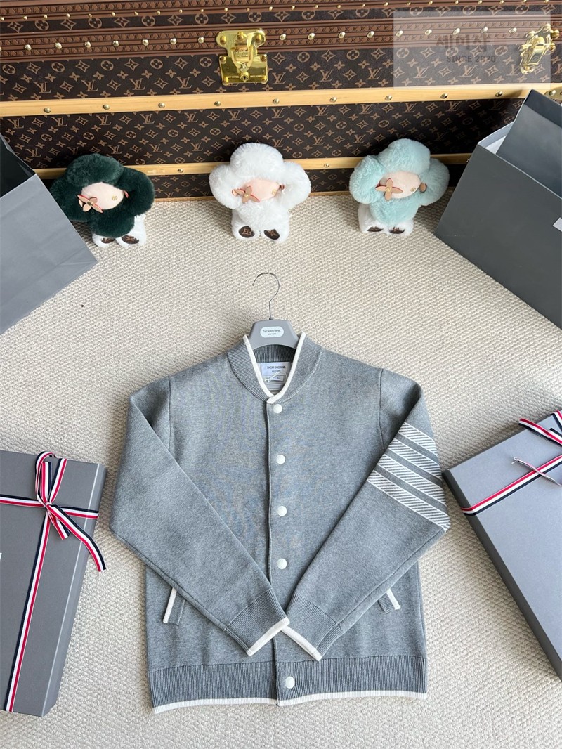 Thom Browne 톰브라운 사선완장 럭비 스트라이프 밀라노 가디건 네이비 의류 15번 이미지