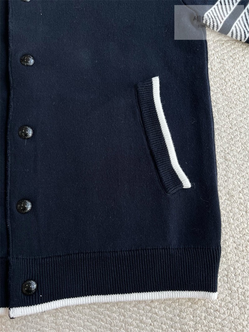 Thom Browne 톰브라운 사선완장 럭비 스트라이프 밀라노 가디건 네이비 의류 30번 이미지