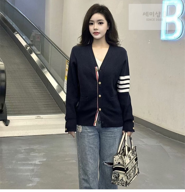 Thom Browne 톰브라운 사선완장 밀라노 스티치 코튼 크레이프 가디건 레플리카 3번 이미지 - 의류 | 세미샵 레플리카 사이트