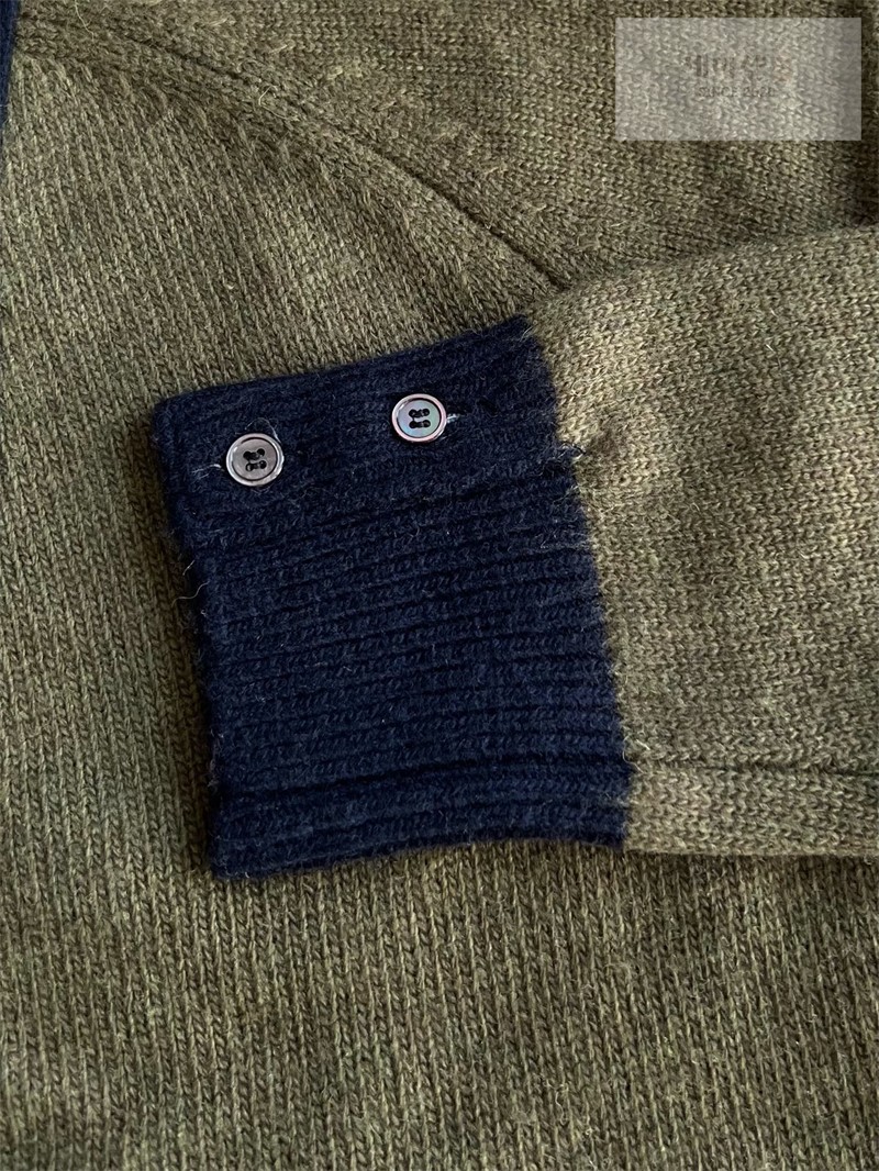 Thom Browne 톰브라운 사선완장 셰틀랜드 울 래글런 브이넥 가디건 화이트 의류 29번 이미지