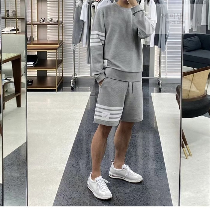 Thom Browne 톰브라운 사선완장 와플 반팔 폴로 셔츠&스웨트 반바지 네이비 의류 2번 이미지