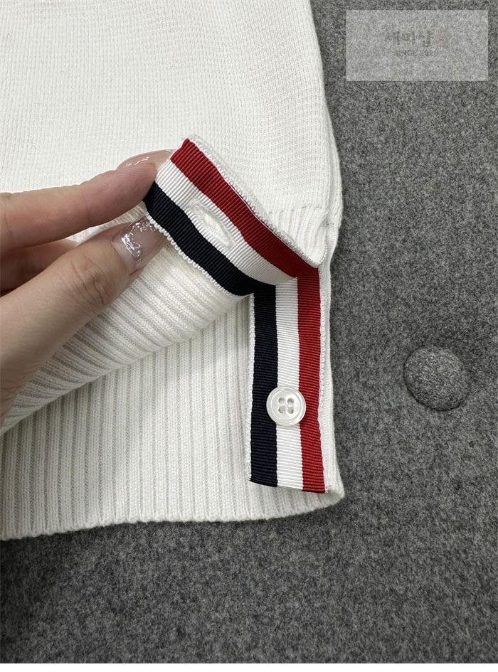 Thom Browne 톰브라운 사선완장 코튼 클래식 가디건 의류 15번 이미지