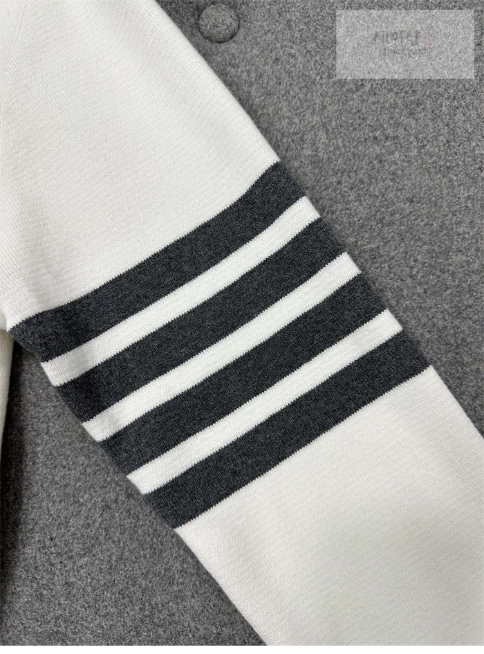 Thom Browne 톰브라운 사선완장 코튼 클래식 가디건 의류 16번 이미지
