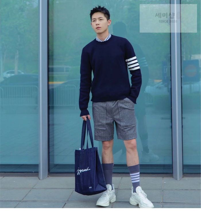 Thom Browne 톰브라운 사선완장 클래식 크루넥 맨투맨 레플리카 2번 이미지 - 의류 | 세미샵 레플리카 사이트