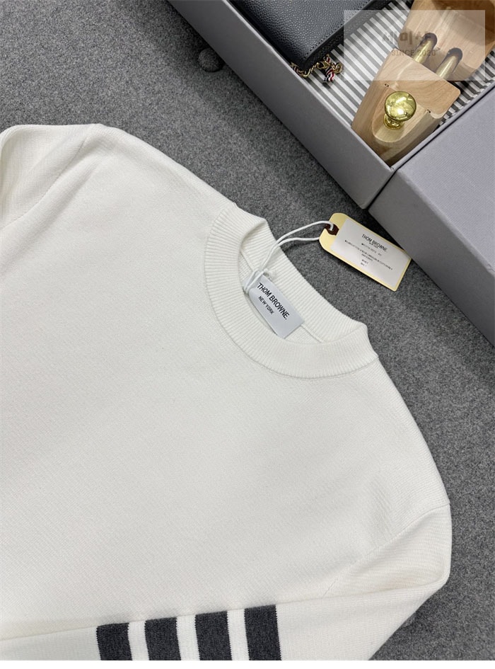 Thom Browne 톰브라운 사선완장 클래식 크루넥 맨투맨 레플리카 15번 이미지 - 의류 | 세미샵 레플리카 사이트
