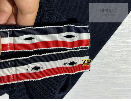 Thom Browne 톰브라운 사선완장 4-Bar 니트 스웨터 의류 29번 이미지