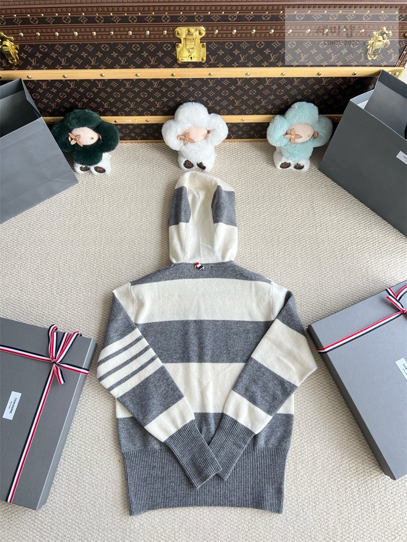 Thom Browne 톰브라운 사선완장 4-Bar 럭비 스트라이프 니트 후디 네이비 의류 26번 이미지