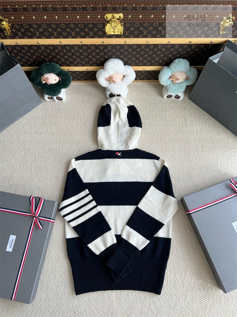 Thom Browne 톰브라운 사선완장 4-Bar 럭비 스트라이프 니트 후디 네이비 의류 34번 이미지