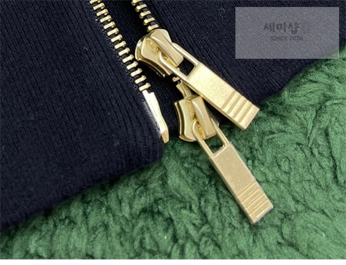 Thom Browne 톰브라운 사선완장 4-Bar 메리노 울 니트 카라 집업 의류 8번 이미지