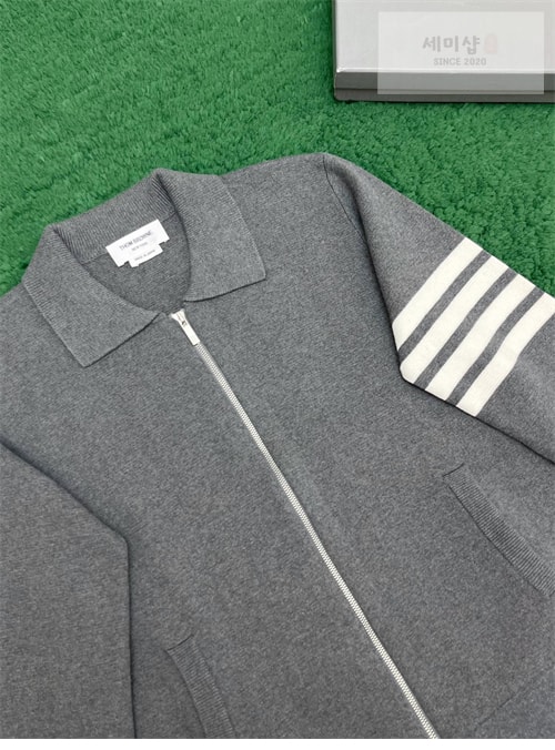 Thom Browne 톰브라운 사선완장 4-Bar 메리노 울 니트 카라 집업 의류 12번 이미지