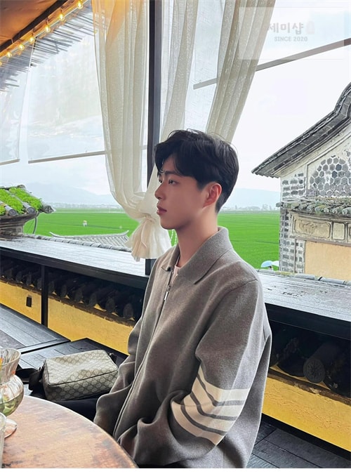 Thom Browne 톰브라운 사선완장 4-Bar 메리노 울 니트 카라 집업 의류 20번 이미지