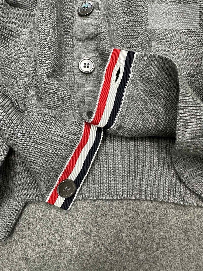 Thom Browne 톰브라운 사선완장 4-Bar 메리노 v넥 가디건 레플리카 6번 이미지 - 의류 | 세미샵 레플리카 사이트