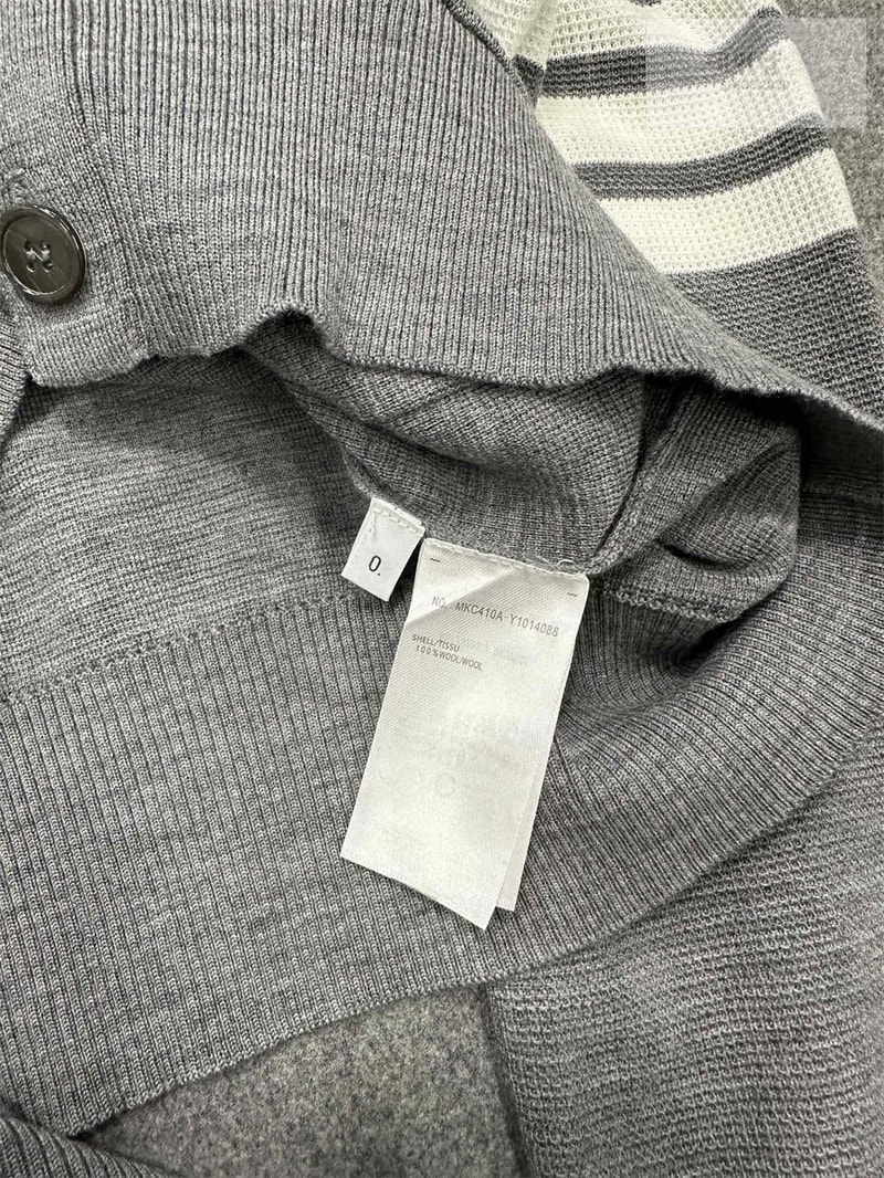 Thom Browne 톰브라운 사선완장 4-Bar 메리노 v넥 가디건 레플리카 8번 이미지 - 의류 | 세미샵 레플리카 사이트