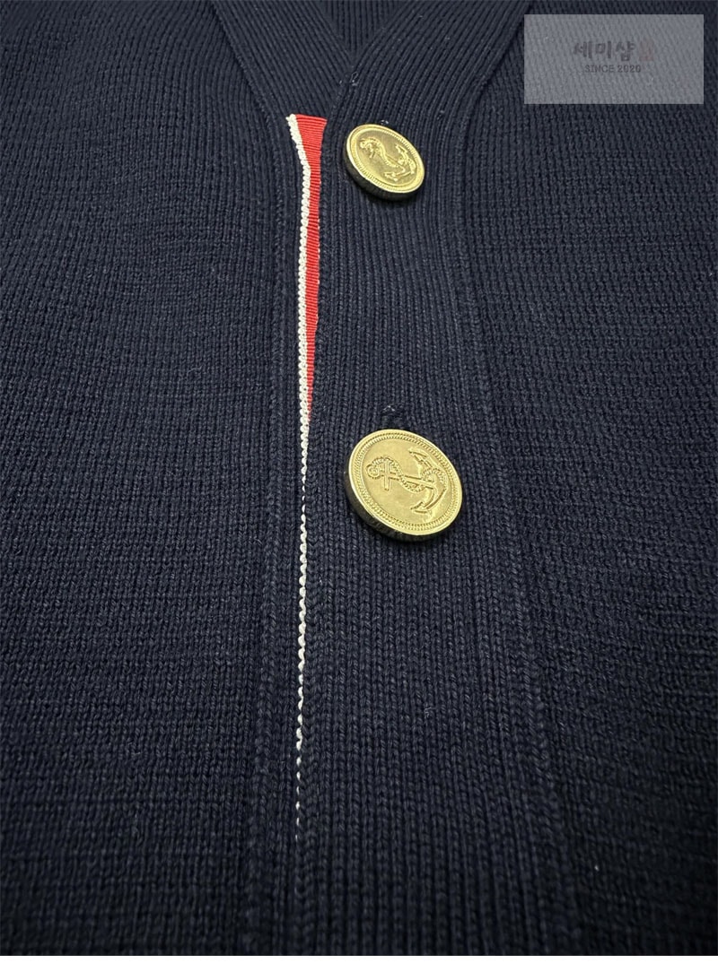 Thom Browne 톰브라운 사선완장 4-Bar 밀라노 스티치 클래식 가디건 레플리카 15번 이미지 - 의류 | 세미샵 레플리카 사이트