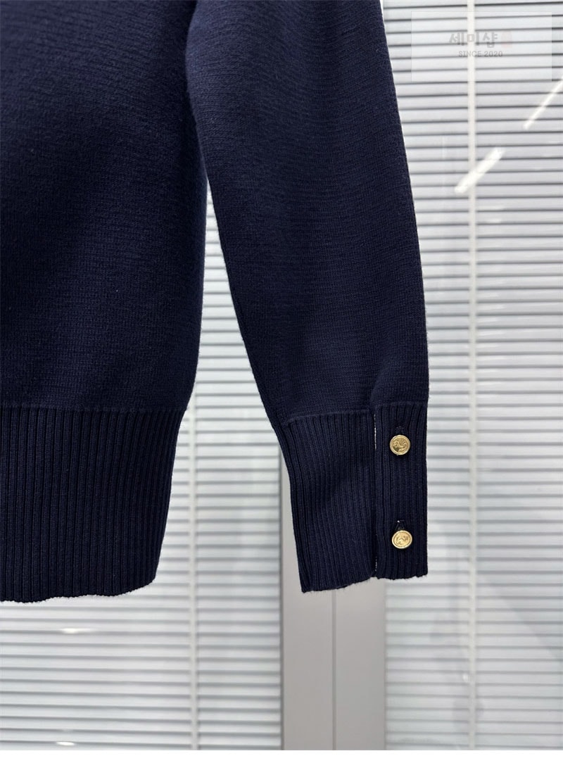Thom Browne 톰브라운 사선완장 4-Bar 밀라노 스티치 클래식 가디건 레플리카 20번 이미지 - 의류 | 세미샵 레플리카 사이트
