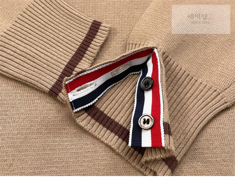 Thom Browne 톰브라운 사선완장 4-Bar 밀라노 스티치 풀오버 스웨터 의류 9번 이미지