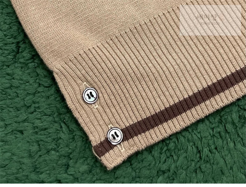Thom Browne 톰브라운 사선완장 4-Bar 밀라노 스티치 풀오버 스웨터 의류 10번 이미지