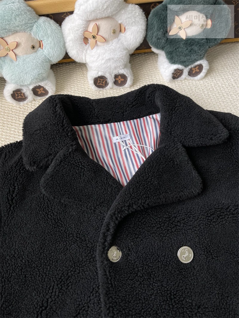 Thom Browne 톰브라운 사선완장 4-Bar 시어링 클래식 피코트 블랙 의류 15번 이미지