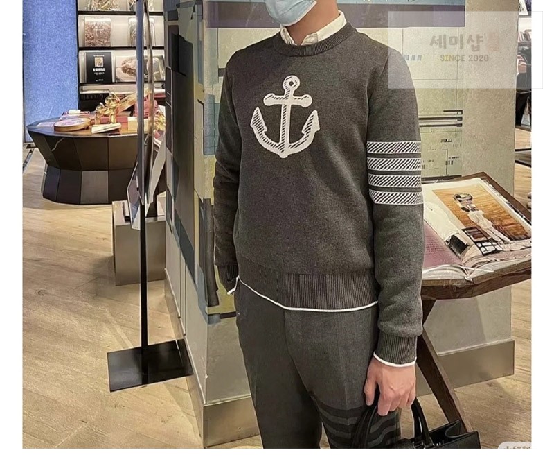 Thom Browne 톰브라운 사선완장 4-Bar 앵커 자카드 크루넥 풀오버 네이비 의류 4번 이미지