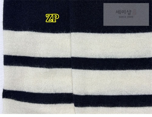 Thom Browne 톰브라운 사선완장 4-Bar 여성용 울 가디건 의류 10번 이미지