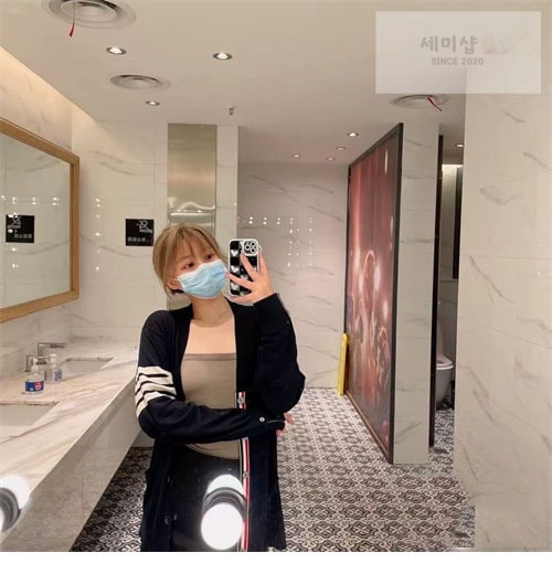 Thom Browne 톰브라운 사선완장 4-Bar 여성용 울 가디건 의류 33번 이미지