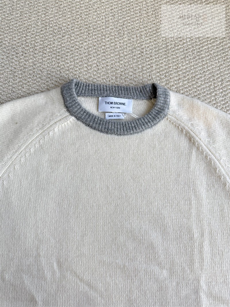 Thom Browne 톰브라운 사선완장 4-Bar 울 크루넥 스웨터 그린 의류 20번 이미지