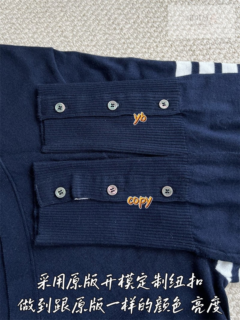 Thom Browne 톰브라운 사선완장 4-Bar 울 클래식 가디건 여성용 블루 의류 11번 이미지