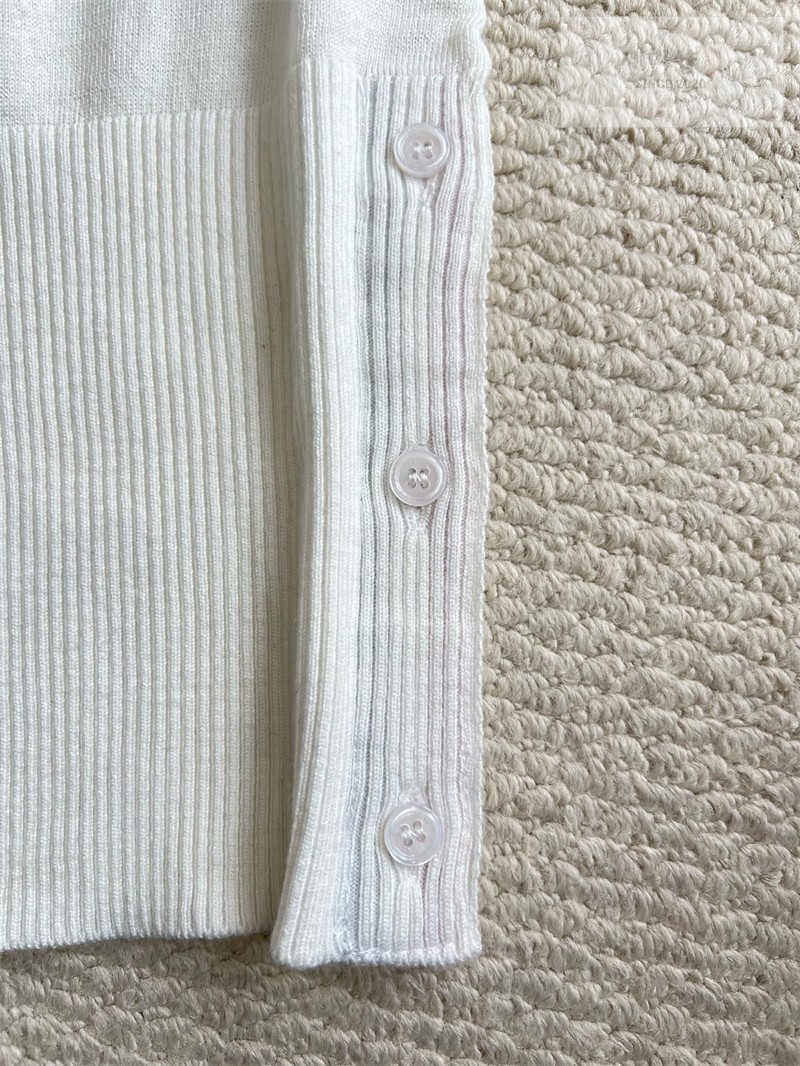 Thom Browne 톰브라운 사선완장 4-Bar 울 클래식 가디건 여성용 블루 의류 41번 이미지