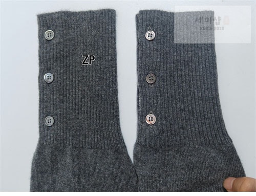 Thom Browne 톰브라운 사선완장 4-Bar 캐시미어 크롭 가디건 의류 36번 이미지