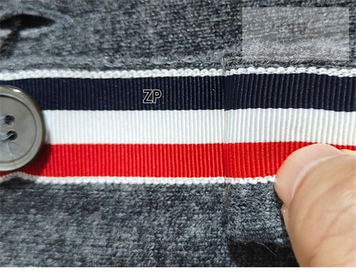 Thom Browne 톰브라운 사선완장 4-Bar 캐시미어 크롭 가디건 의류 17번 이미지