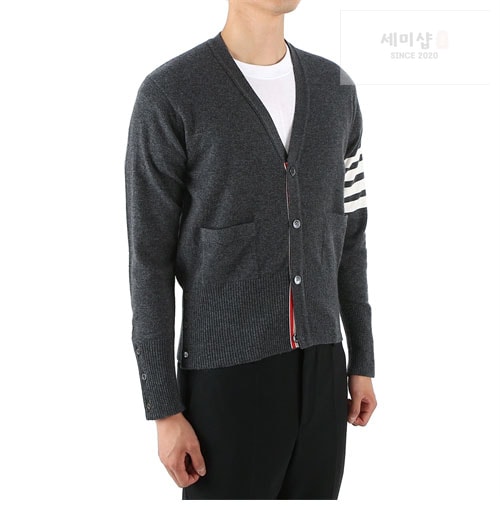 Thom Browne 톰브라운 사선완장 4-Bar 캐시미어 크롭 가디건 의류 22번 이미지