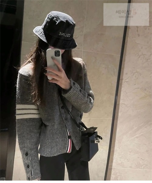 Thom Browne 톰브라운 사선완장 4-Bar 캐시미어 크롭 가디건 의류 25번 이미지
