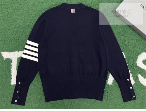 Thom Browne 톰브라운 사선완장 4-Bar 캐시미어 크롭 v넥 가디건 의류 18번 이미지